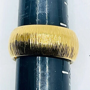 Vintage Park Lane Gold Tone Band Ring Sz 7.5